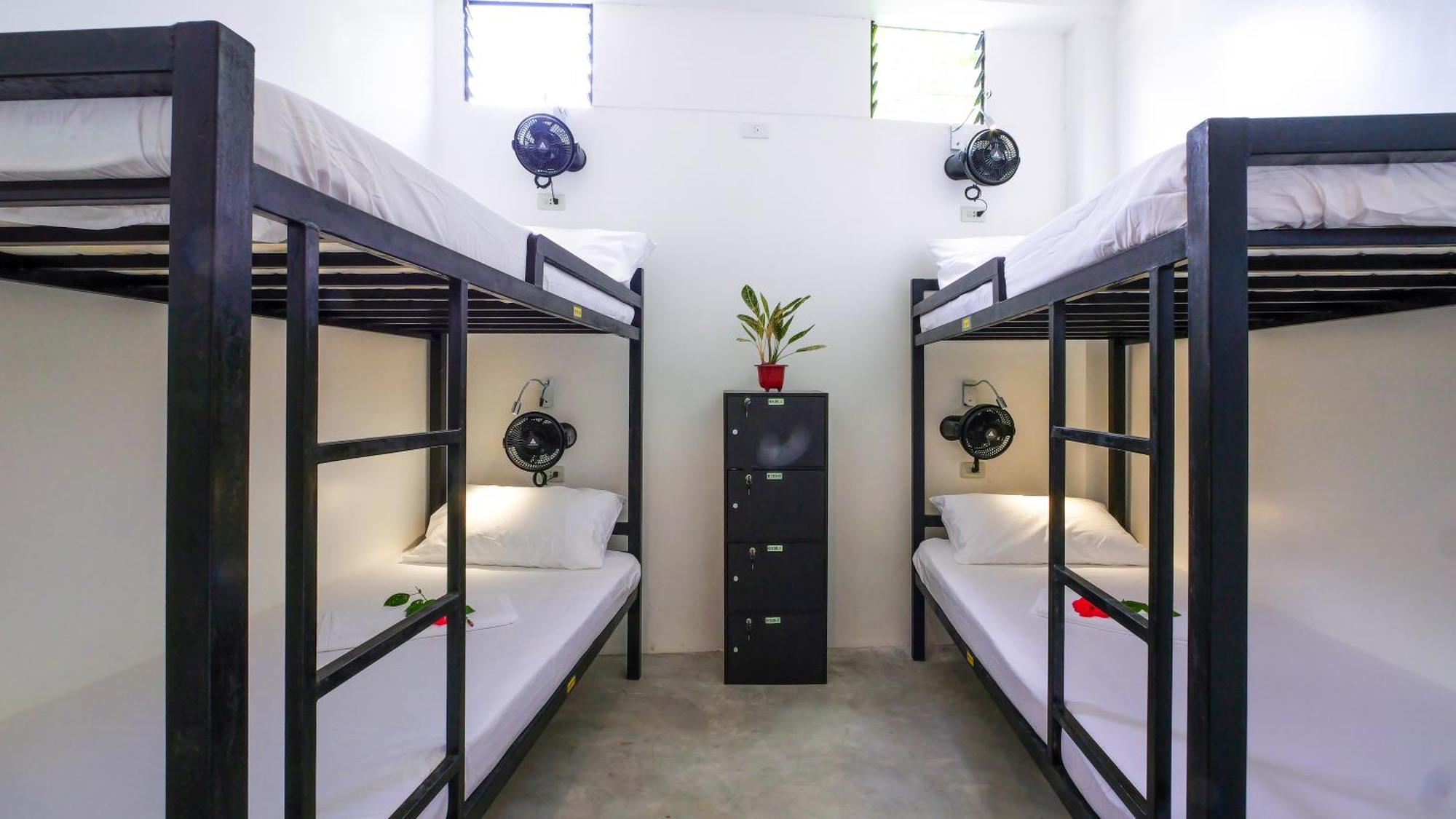 Sip Sunset Hostel And Lounge El Nido Zewnętrze zdjęcie